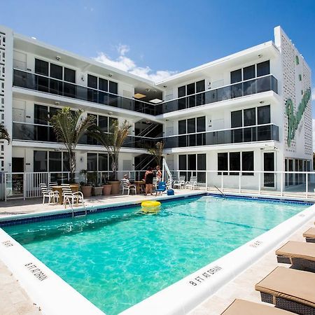 Premiere Hotel Fort Lauderdale Exterior photo